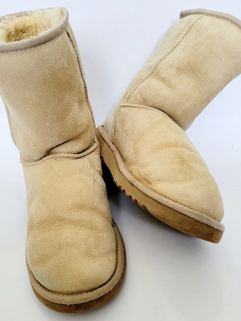 UGG Australia Classic Short II Boots Genuine Leather/Sheepskin US 9